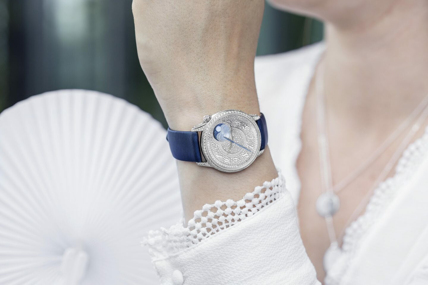Vacheron Constantin Shows Off The Strength Of A Woman